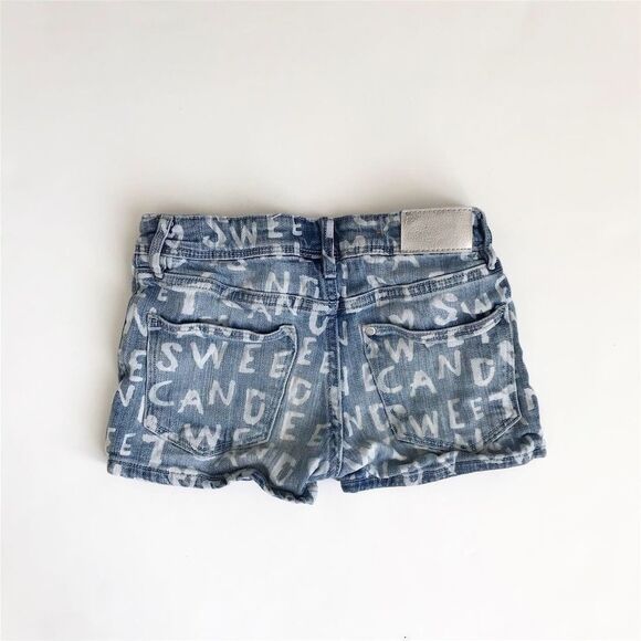 H&M denim letter print shorts VGUC 8-9Y - Picture 3 of 3